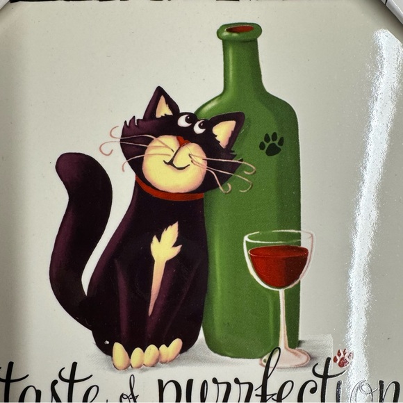New in box! Ceramic wine trivet w/cat &wine bottle🐈⬛🍷decorative & functional - Picture 2 of 7